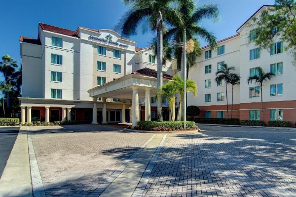 SpringHill Suites by Marriott Boca Raton image 21